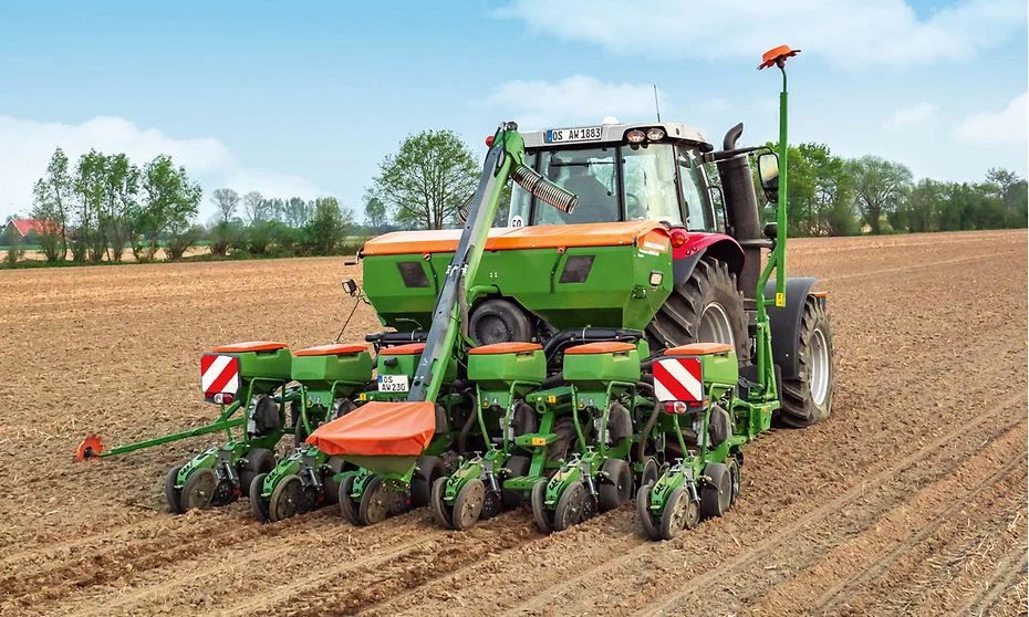 galerie-4-precea3000-ac-kg3001-valtra-d0-kw-dji-0413-d1-191022.jpg