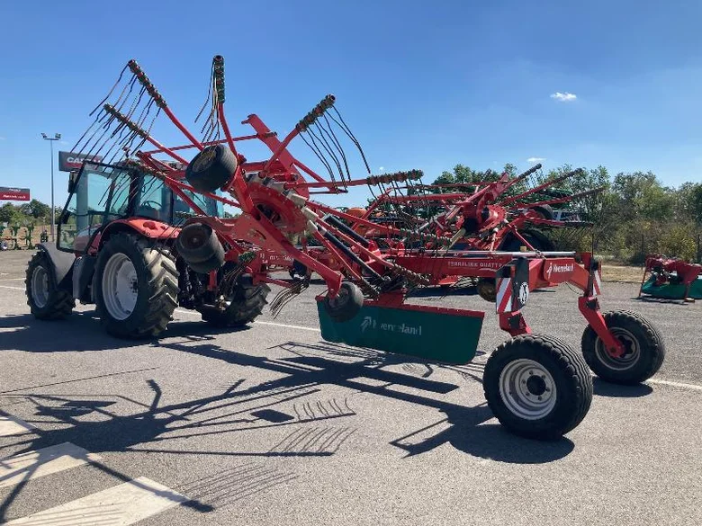 Fenaison KVERNELAND 9580 C