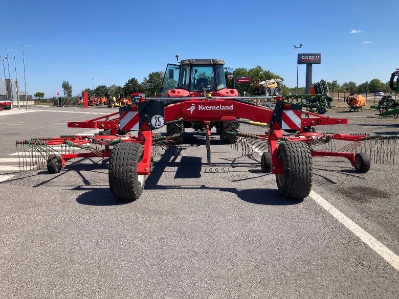 Fenaison KVERNELAND 9580 C