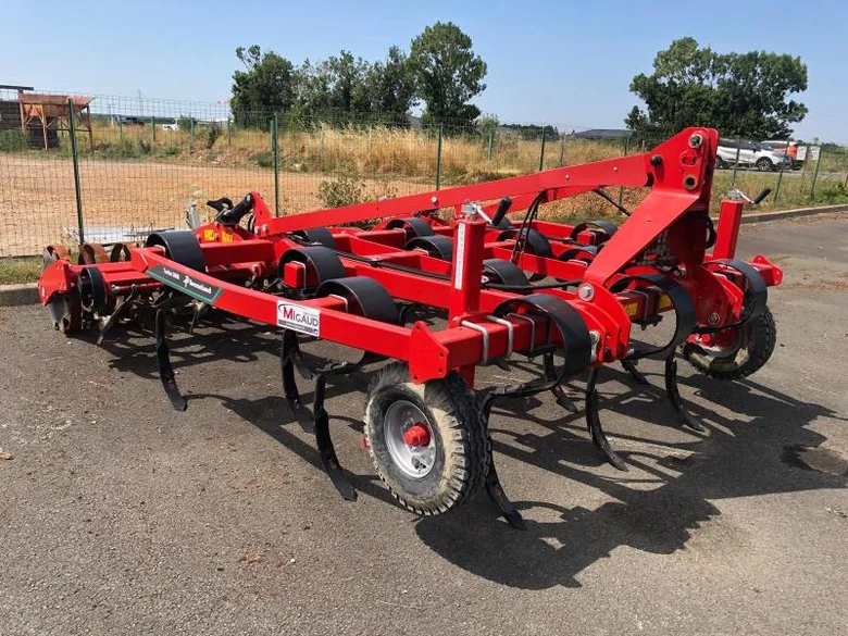 Outils de travail du sol KVERNELAND TURBO