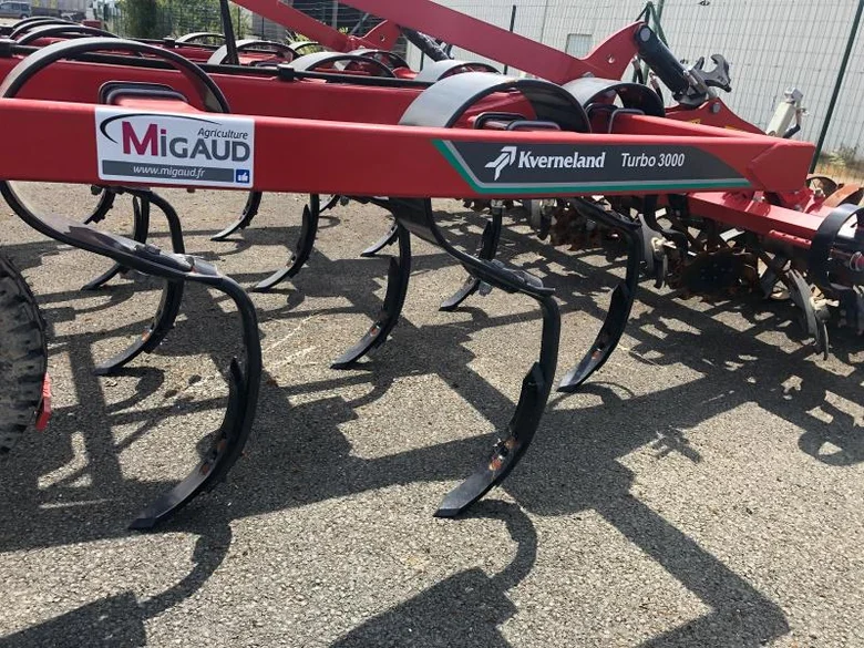 Outils de travail du sol KVERNELAND TURBO
