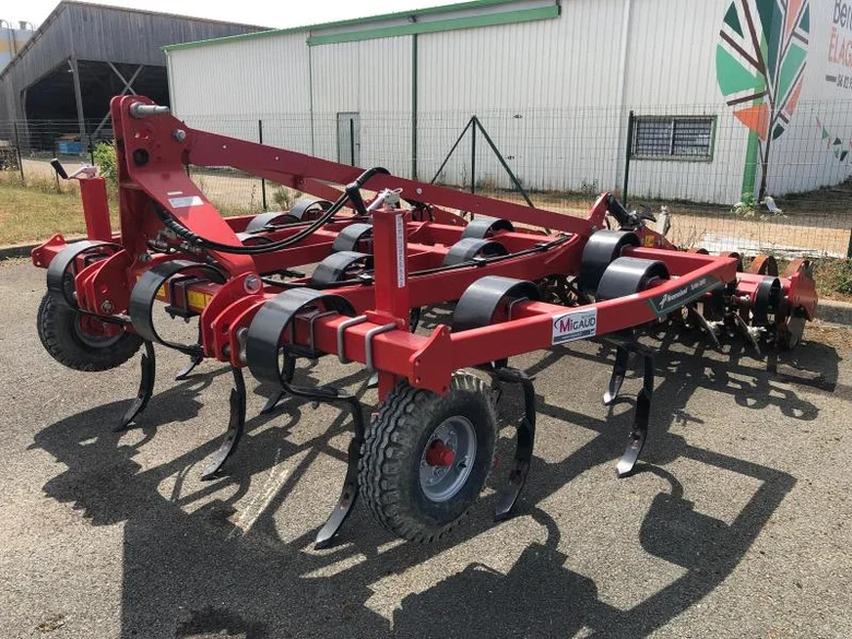 Outils de travail du sol KVERNELAND TURBO