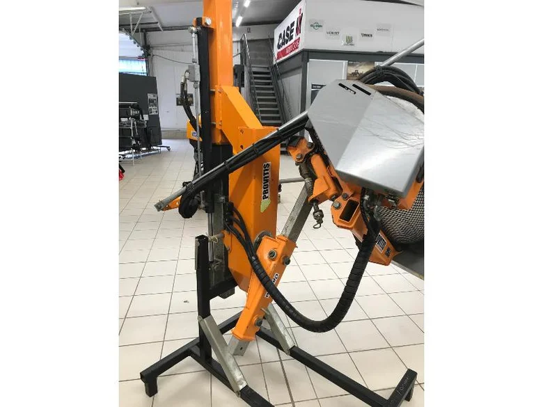 Fenaison PROVITIS LR 350