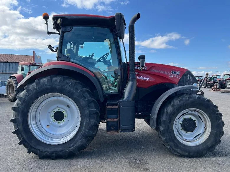 Tracteur CASE IH MAXXUM 145 CVX