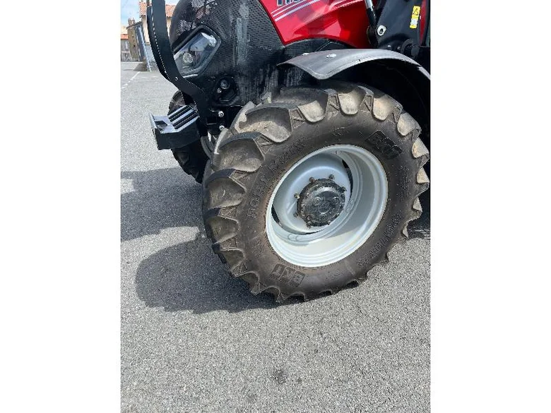 Tracteur CASE IH MAXXUM 115