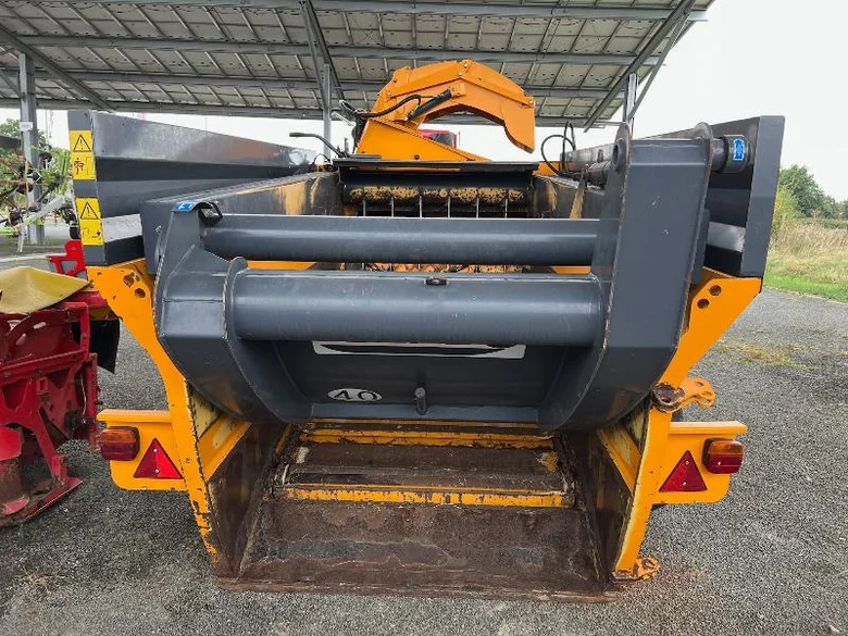 Matériels d'élevage LUCAS CASTOR+ 53 G