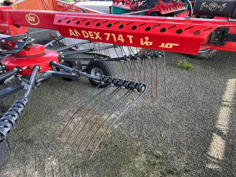 Fenaison VICON ANDEX 714 T VARI