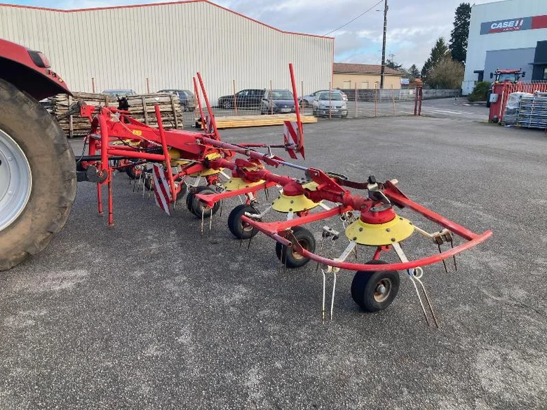 Fenaison POTTINGER HIT 810 N