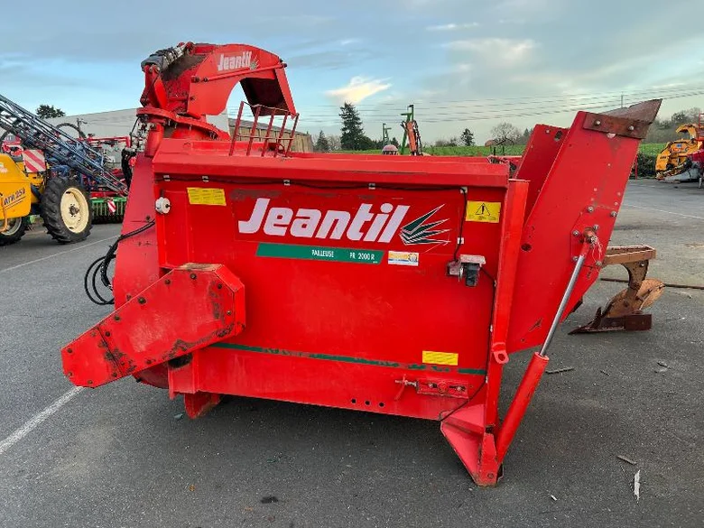 Matériels d'élevage JEANTIL PR 2000
