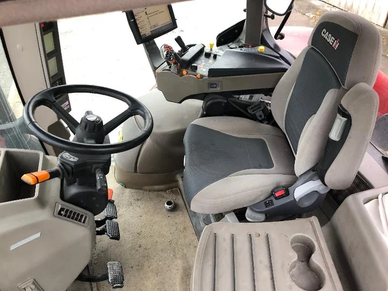 Tracteur CASE IH OPTUM 250 CVX