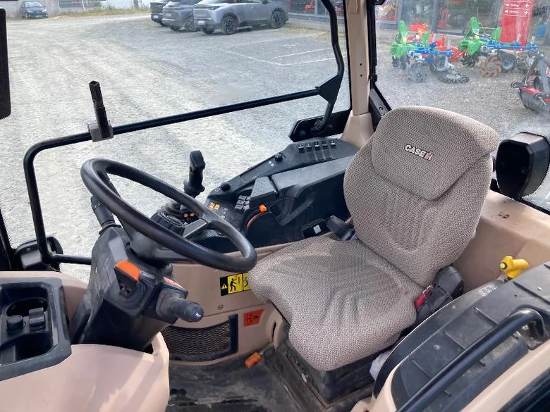 Tracteur CASE IH QUANTUM 100 F