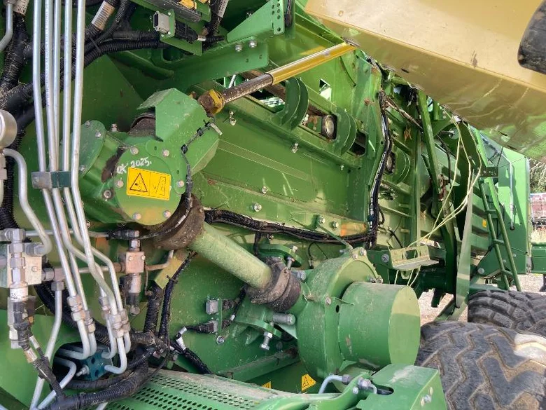 Fenaison KRONE BIG PACK 1290
