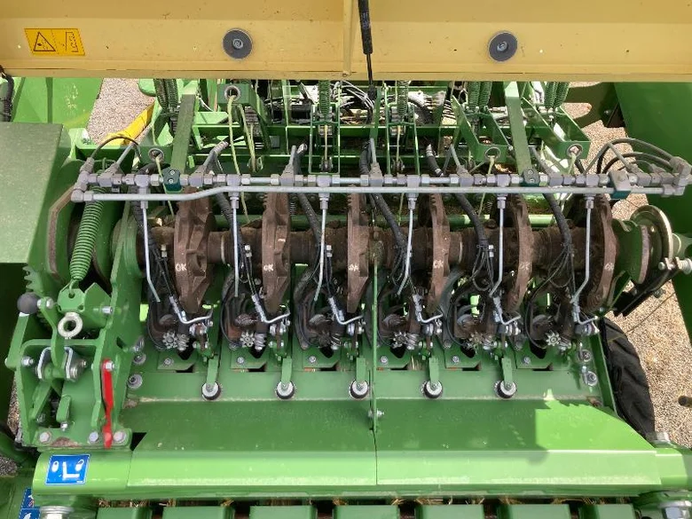 Fenaison KRONE BIG PACK 1290