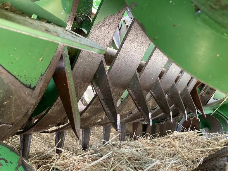 Fenaison KRONE BIG PACK 1290