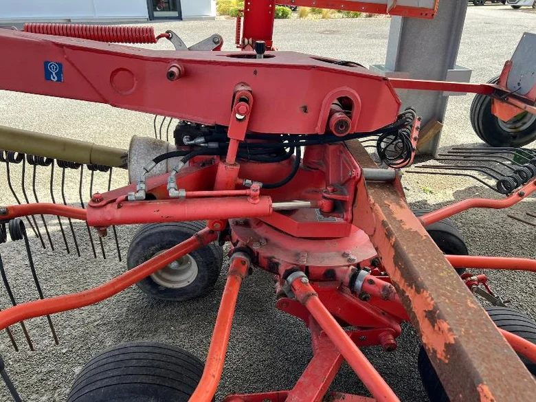 Fenaison KUHN GA 6522