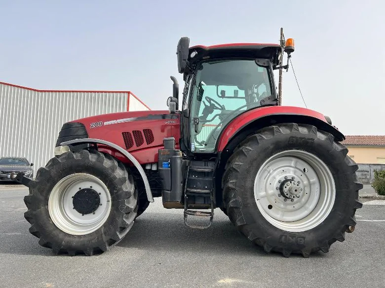 Tracteur CASE IH PUMA 200