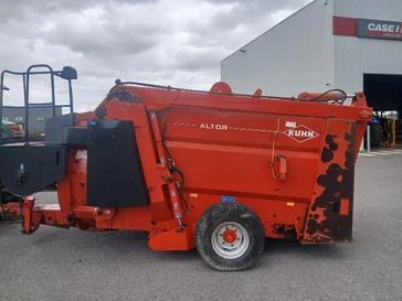 Matériels d'élevage KUHN ALTOR 7560