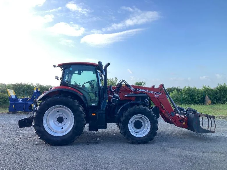 Tracteur CASE IH MAXXUM 135
