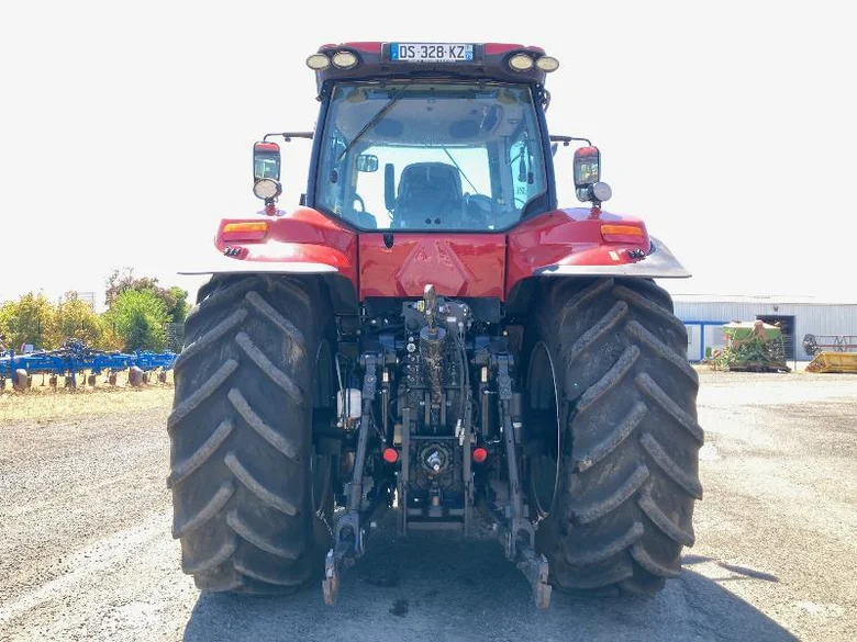 Tracteur CASE IH MAGNUM 250 CVX