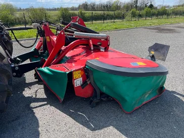 Fenaison KVERNELAND 3332 FT