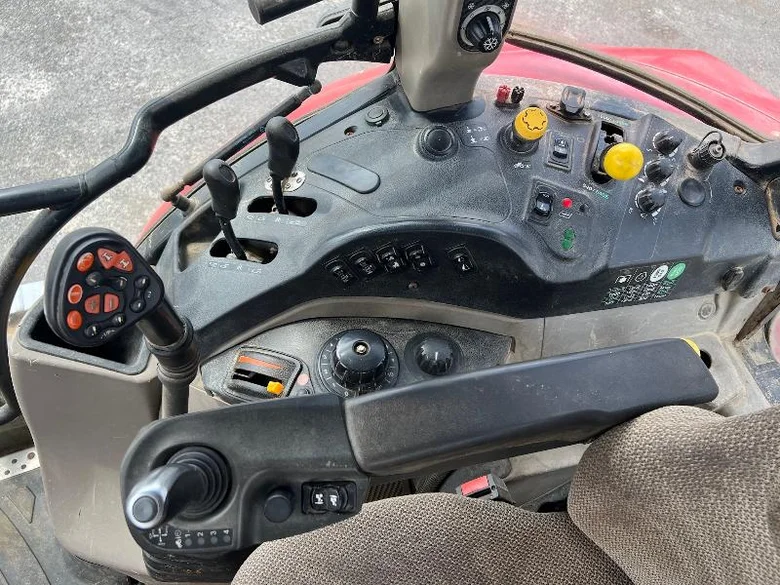Tracteur CASE IH FARMALL 105U PRO