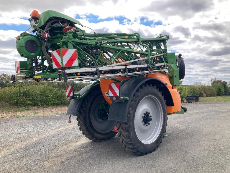 Pulvérisateur AMAZONE UX 3200