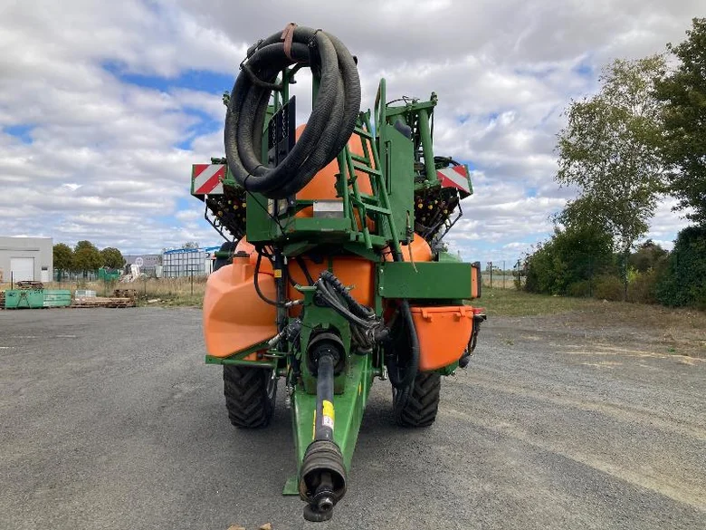 Pulvérisateur AMAZONE UX 3200