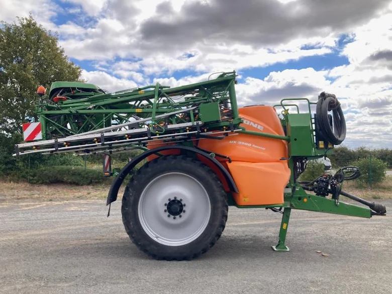 Pulvérisateur AMAZONE UX 3200