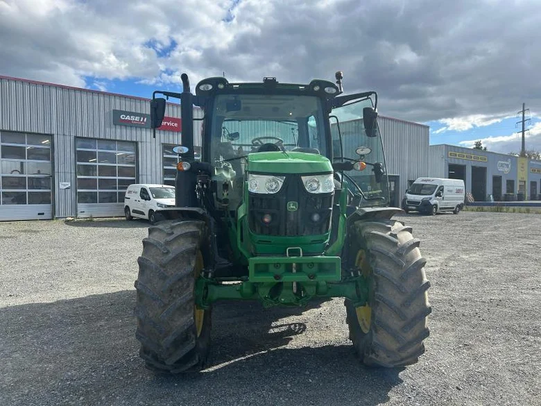 Tracteur JOHN-DEERE 6120 R
