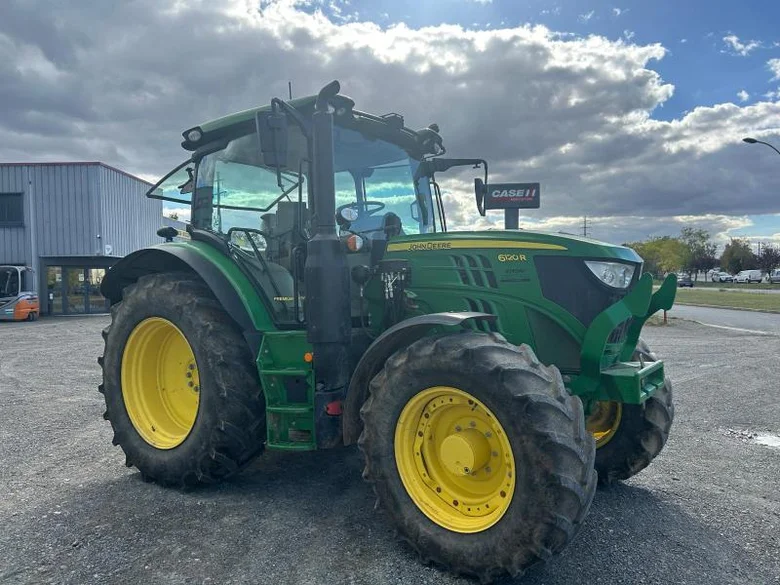 Tracteur JOHN-DEERE 6120 R