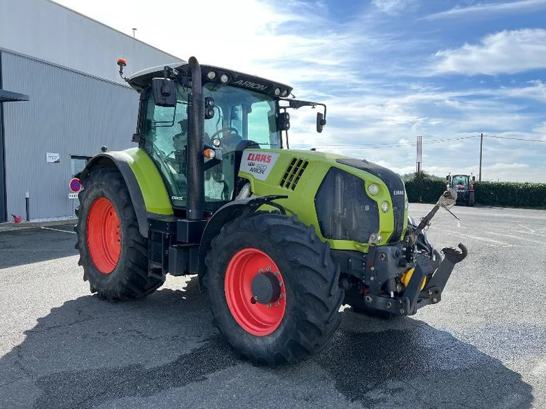 Tracteur CLAAS ARION 620