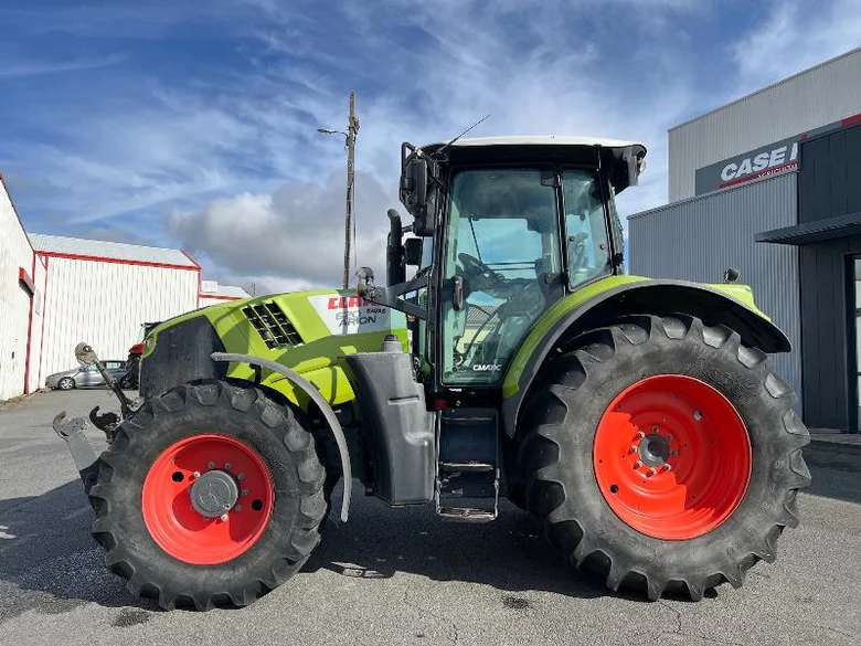 Tracteur CLAAS ARION 620