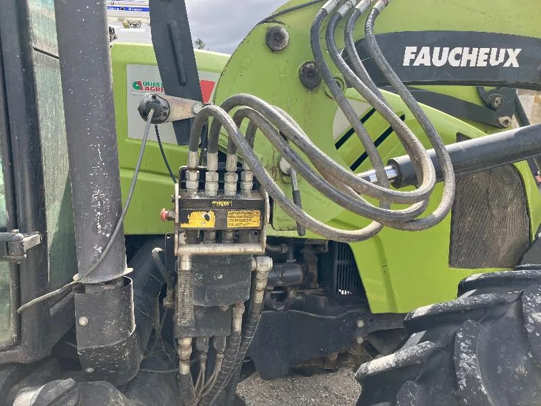 Tracteur CLAAS AXOS 340