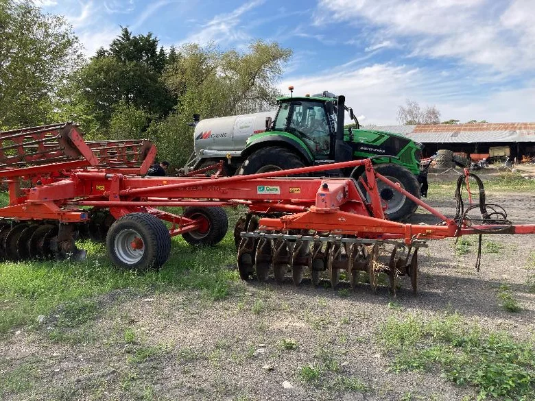 Outils de travail du sol KUHN DISCOVER XM 40